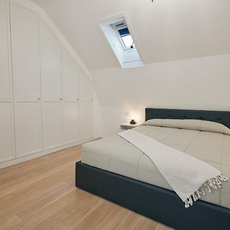 Sant'Andrea Penthouse By Montenapoleone Living Milaan Buitenkant foto